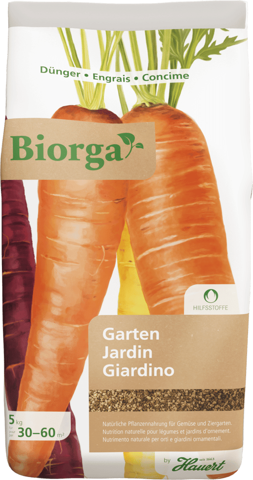 Ein Sack mit Dünger für den Garten