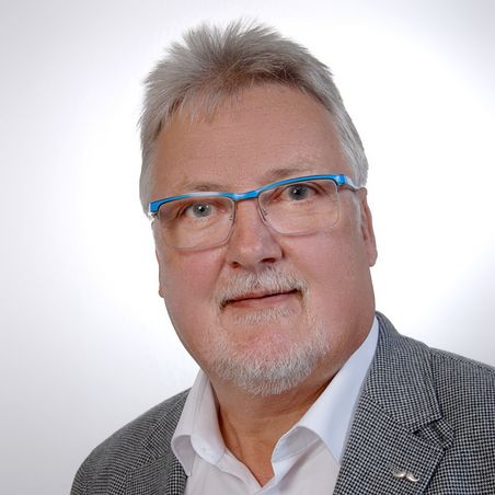 Hauert_Mitarbeiter_Gernot_Weber_quadrat Gernot Weber, Aussendienst, Beratung.
Quadrat.
